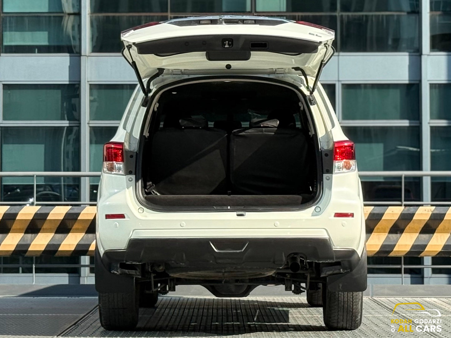 2021 Nissan Terra EL 4x2 2.5, Manual, Diesel