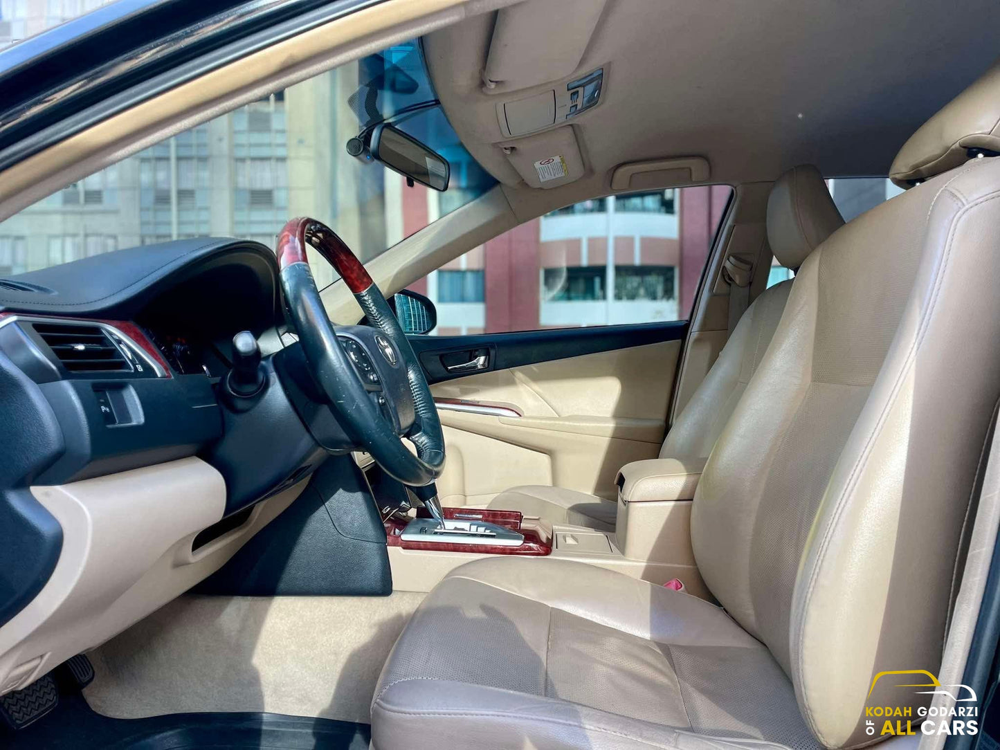 2013 Toyota Camry 2.5 V, Automatic, Gas