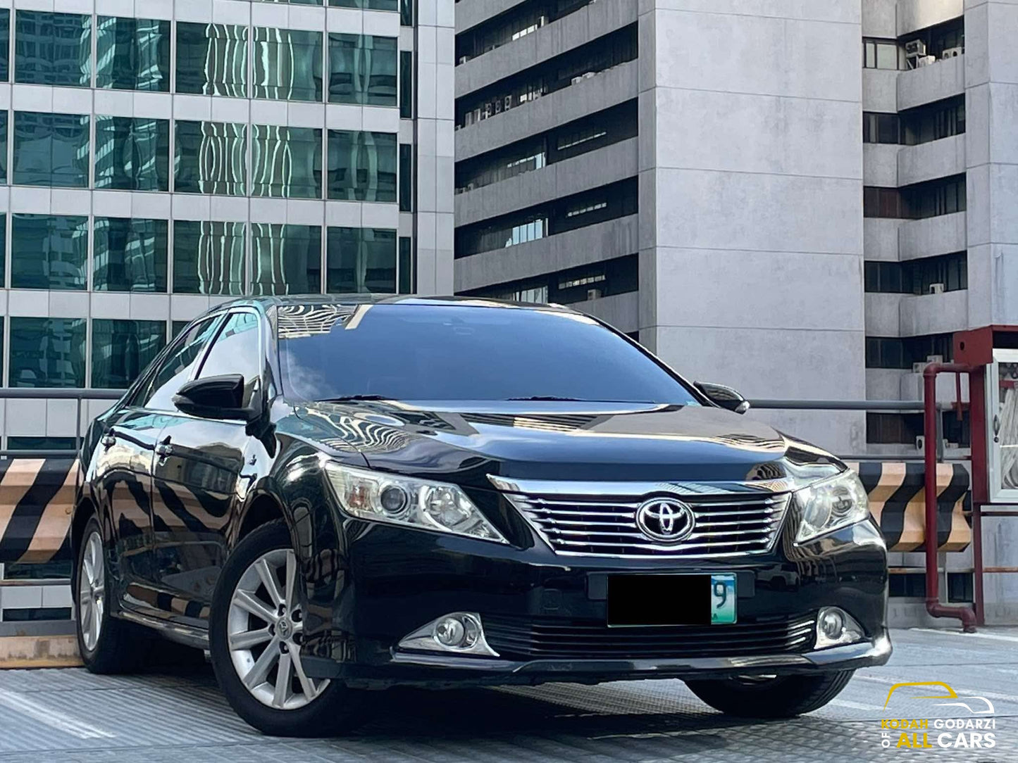 2013 Toyota Camry 2.5 V, Automatic, Gas