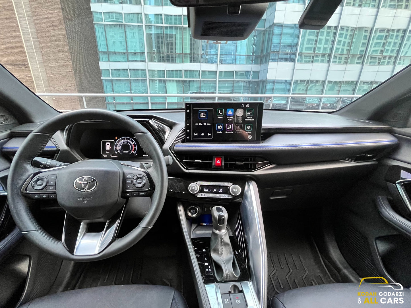 2024 Toyota Yaris Cross 1.5 V CVT, Automatic, Gas