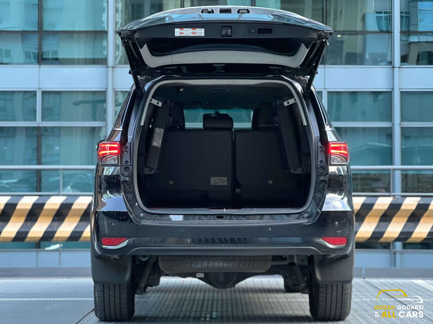 2018 Toyota Fortuner 4x2 V, Automatic, Diesel