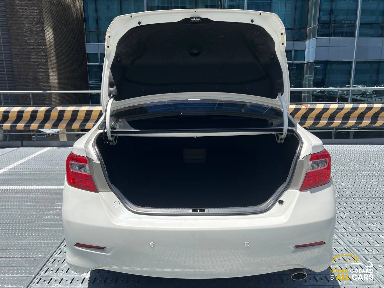2012 Toyota Camry 2.5 G, Automatic, Gas