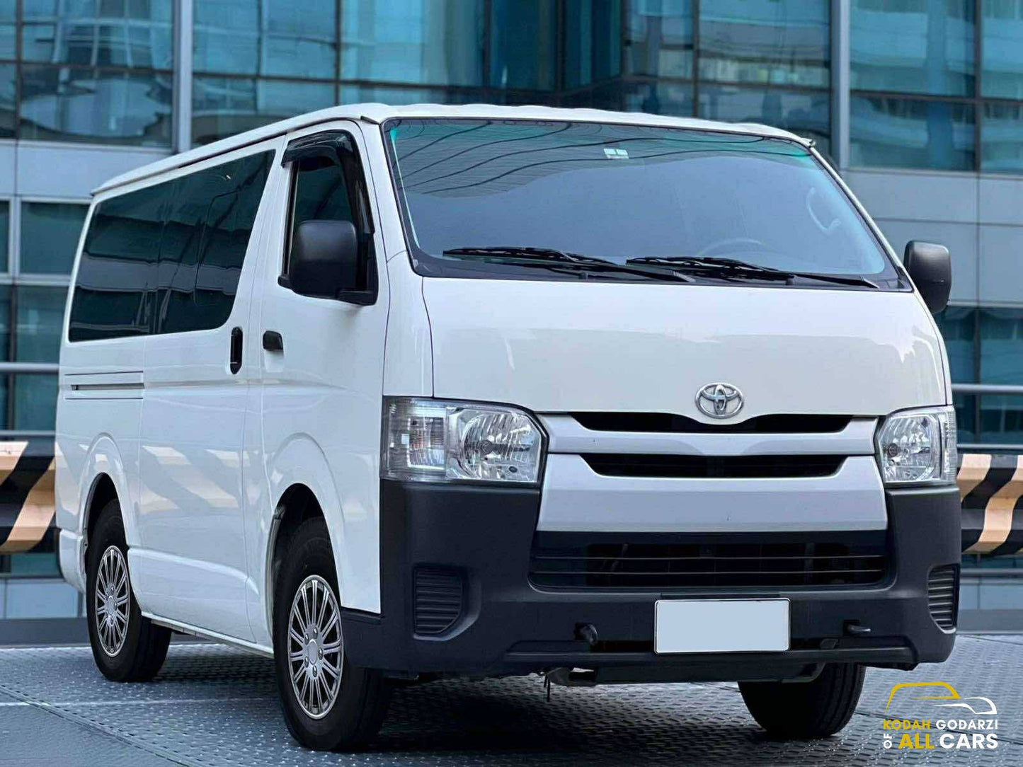 2023 Toyota Hiace Commuter 3.0, Manual, Diesel