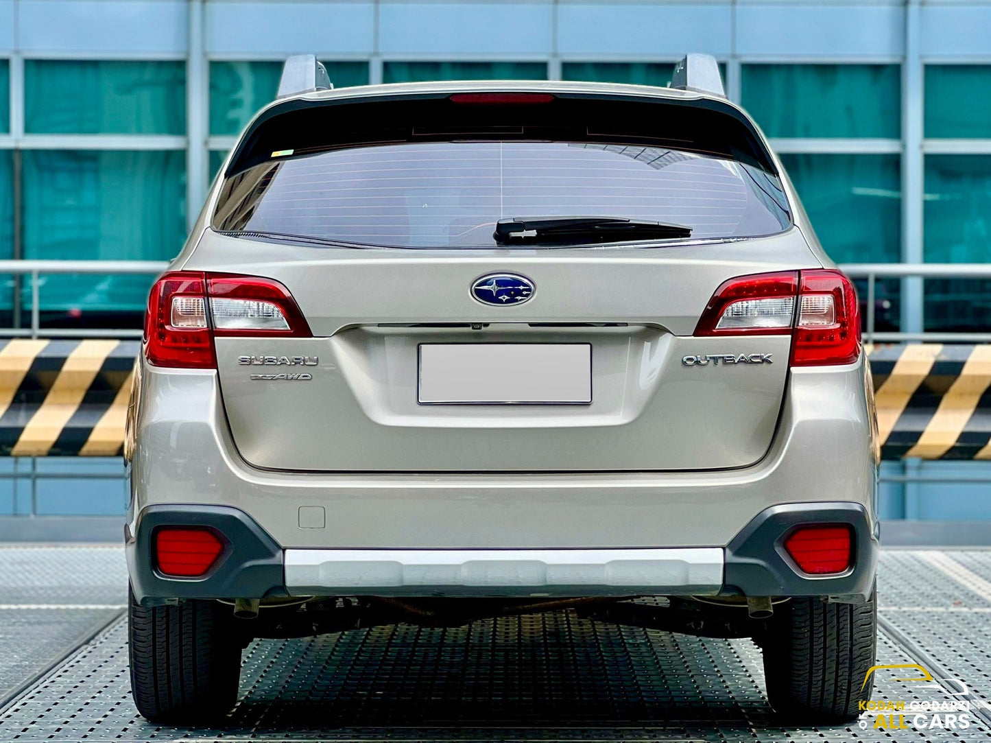 2015 Subaru Outback 2.5i-S, Automatic, Gas