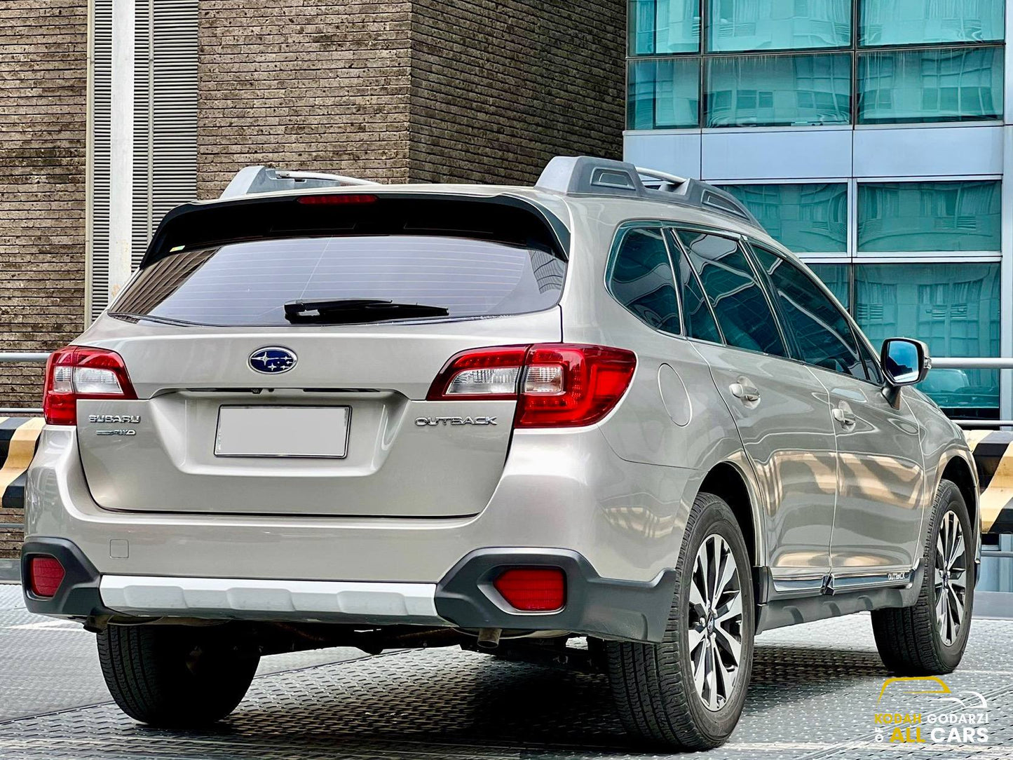 2015 Subaru Outback 2.5i-S, Automatic, Gas