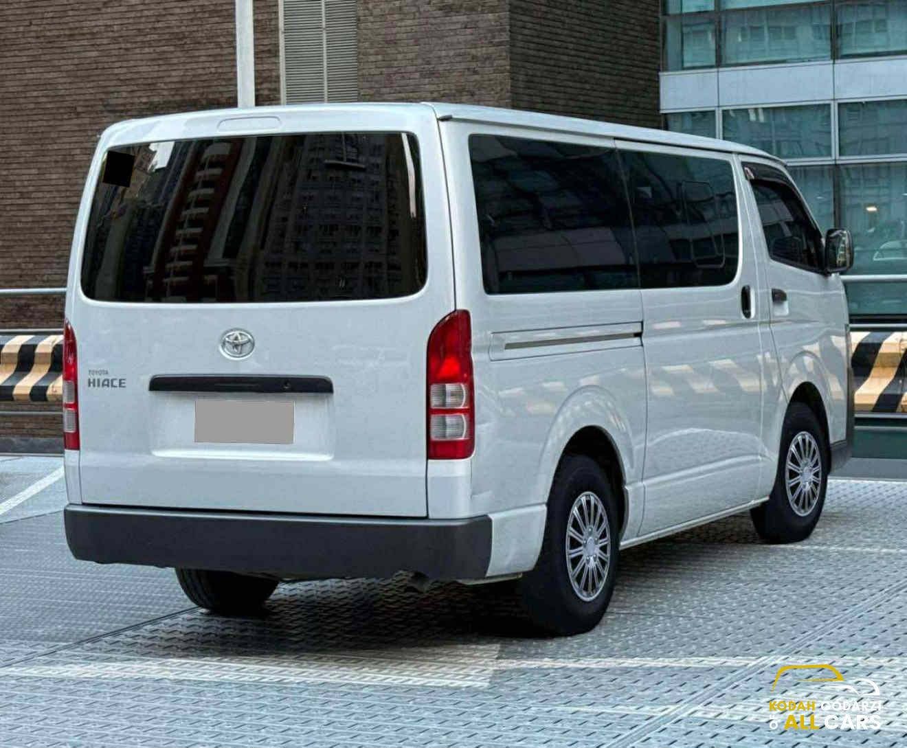 2023 Toyota Hiace Commuter 3.0, Manual, Diesel