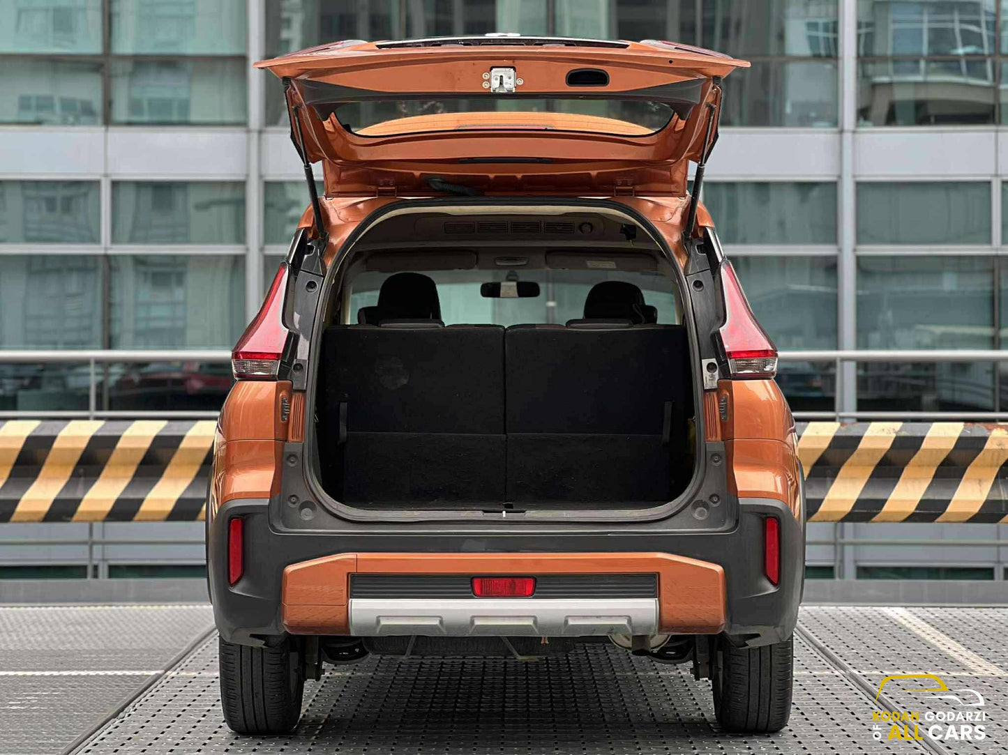 2022 Mitsubishi Xpander Cross, Automatic, Gas