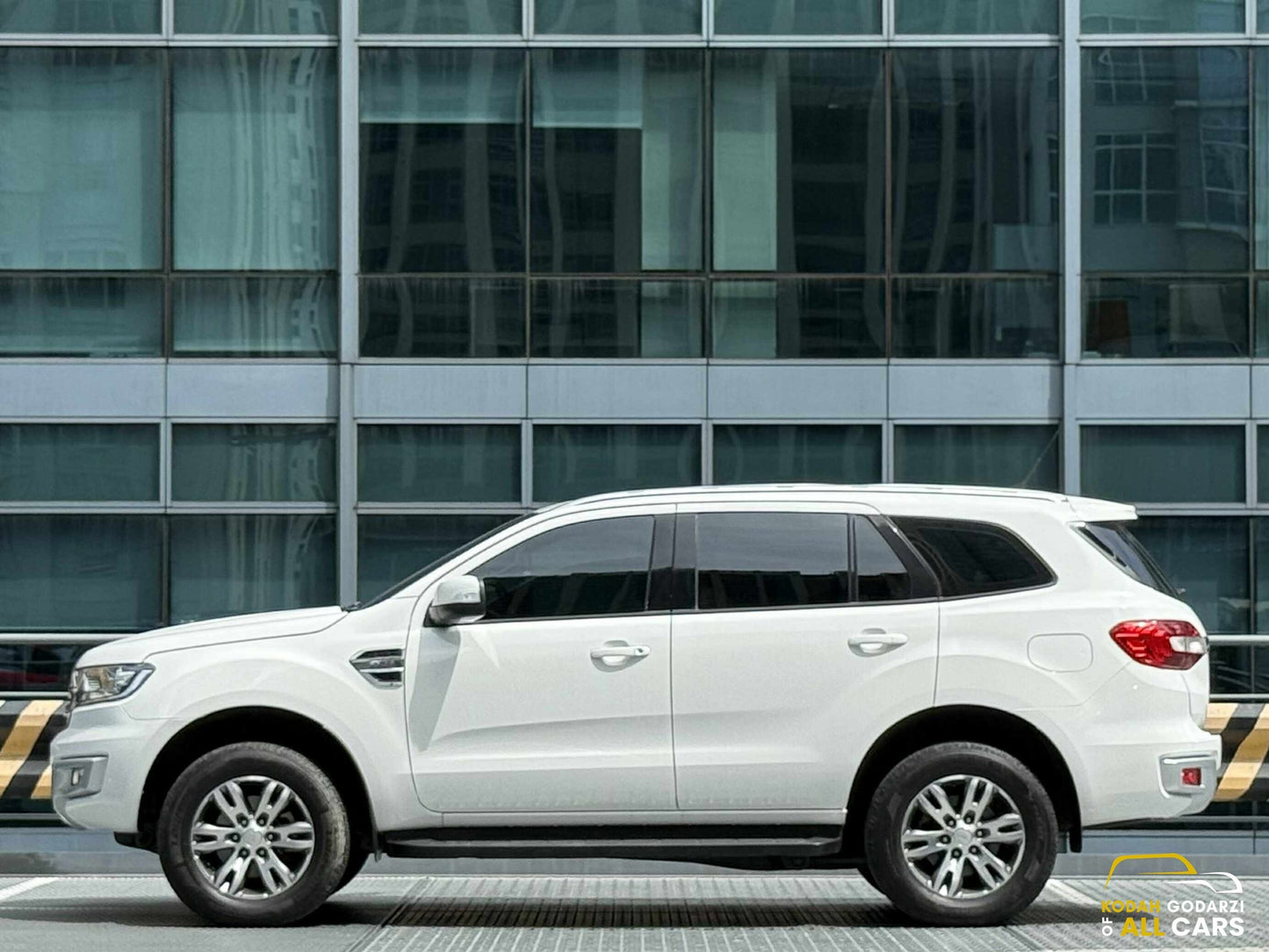 2016 Ford Everest 2.2 Trend 4x2, Automatic , Diesel