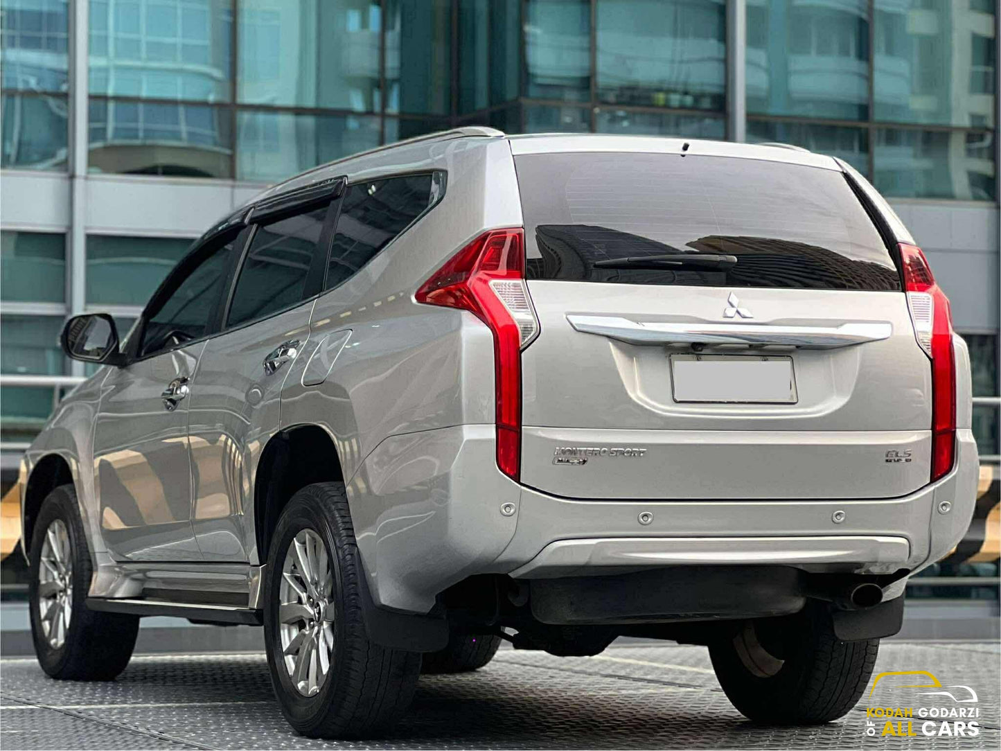 2016 Mitsubishi Montero GLS Premium 4x2, Automatic, Diesel