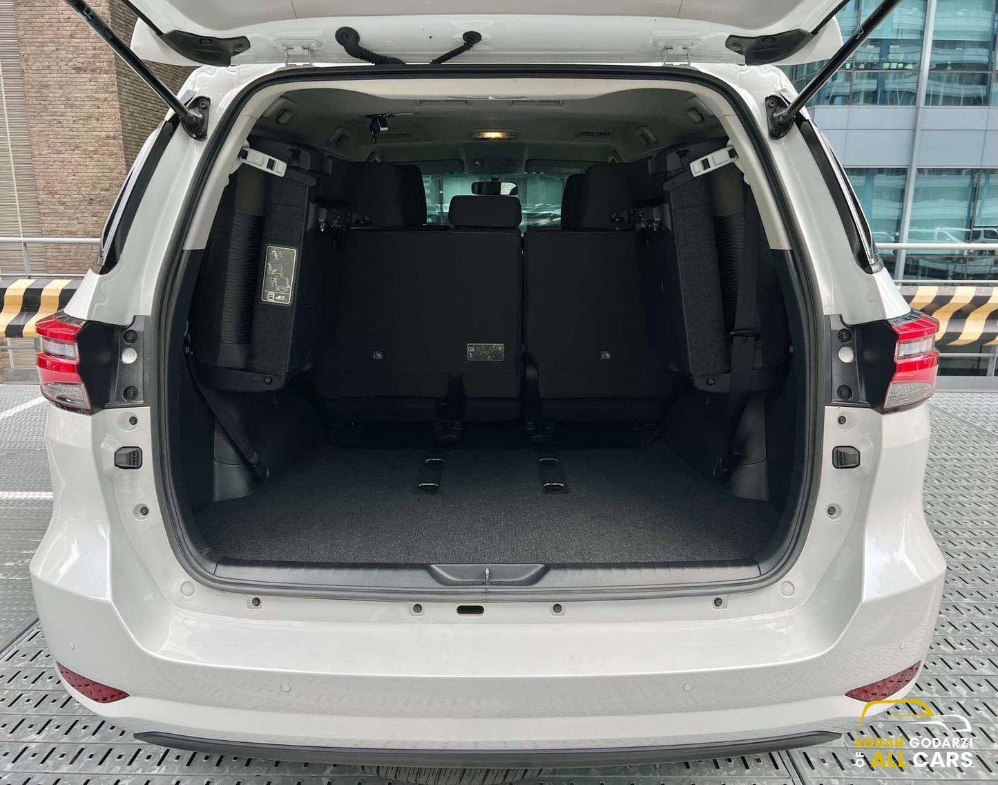 2024 Toyota Fortuner 2.4 V 4x2, Automatic, Diesel
