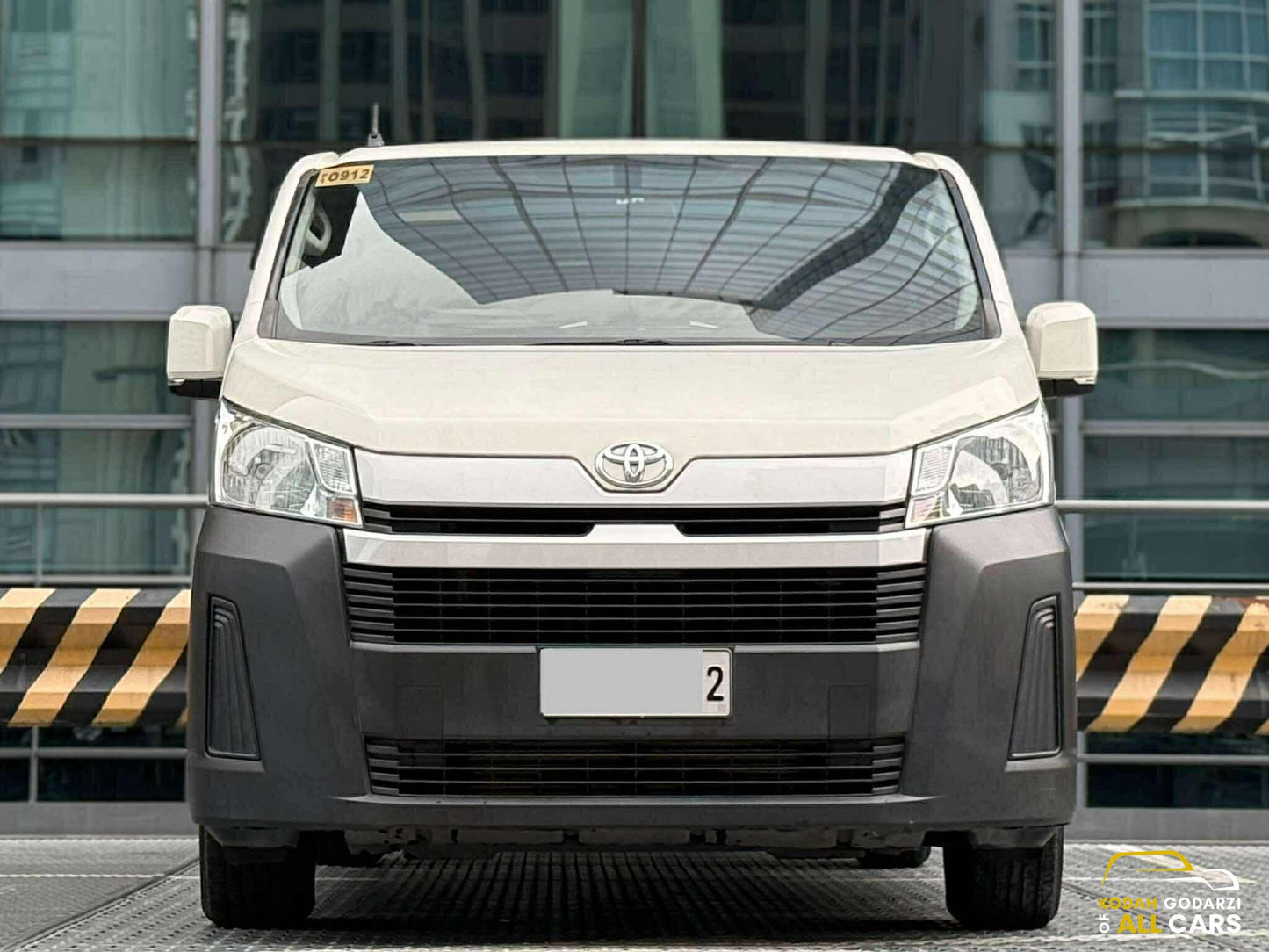 2019 Toyota HiAce Commuter Deluxe 2.8, Manual, Diesel