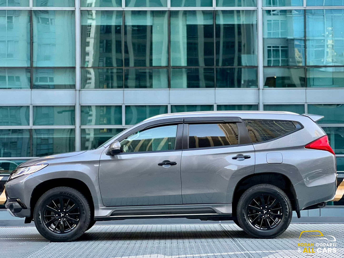 2016 Mitsubishi Montero GLS Premium, Automatic, Diesel