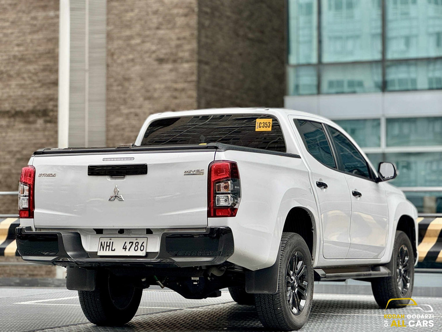 2023 Mitsubishi Strada GLS 4x2 2.4, Automatic, Diesel