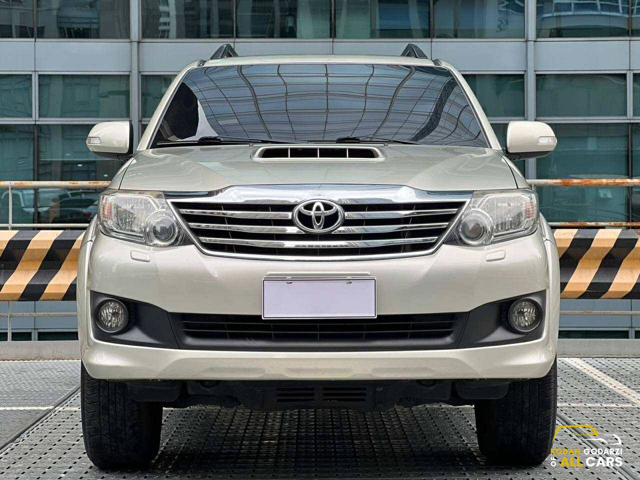2014 Toyota Fortuner V 4x2, Automatic, Diesel