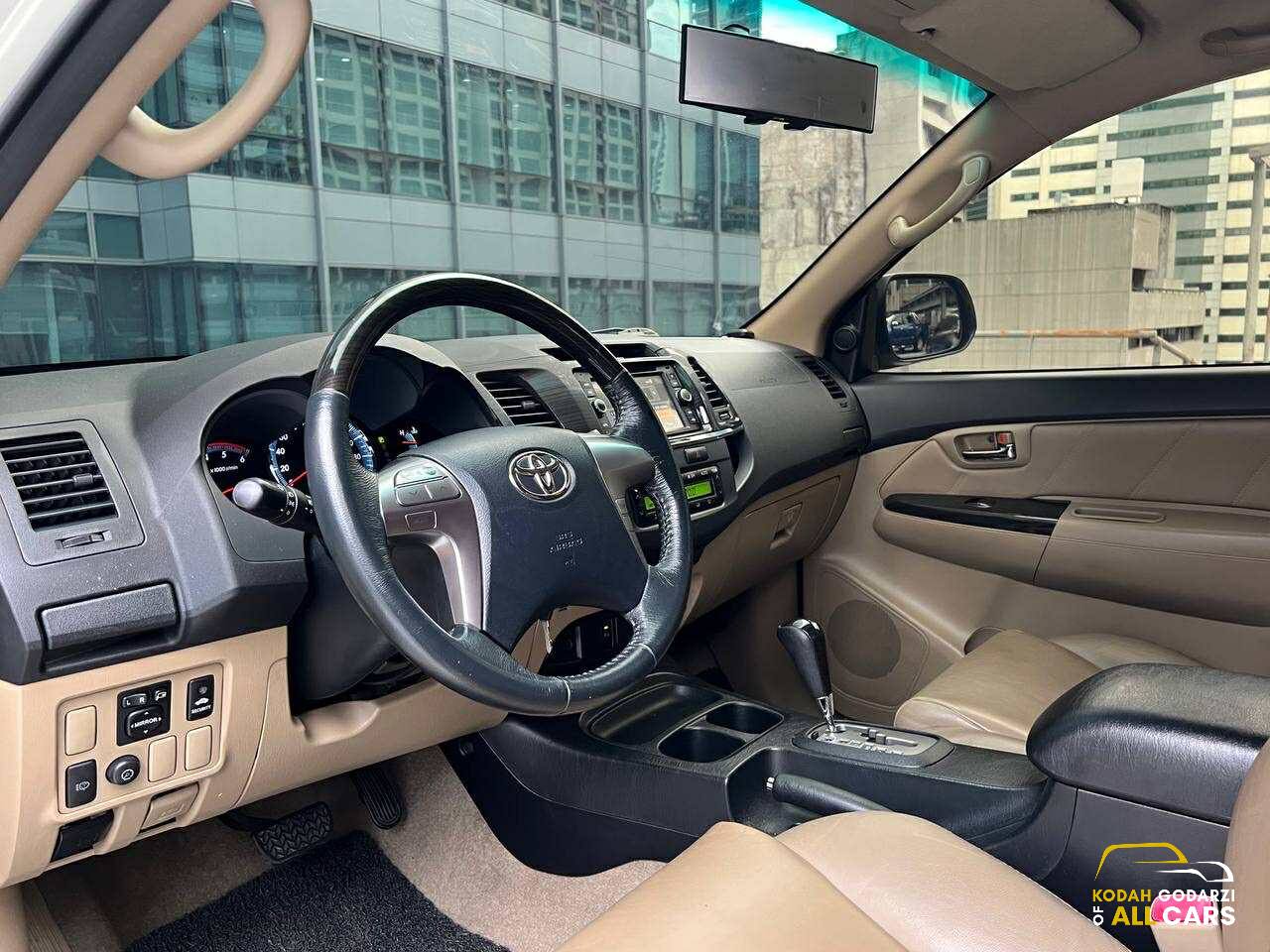 2014 Toyota Fortuner V 4x2, Automatic, Diesel