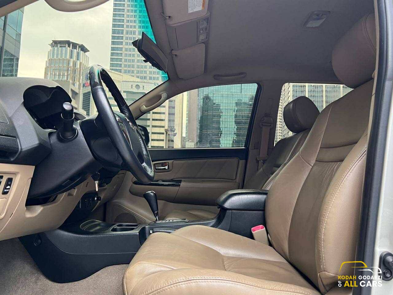 2014 Toyota Fortuner V 4x2, Automatic, Diesel