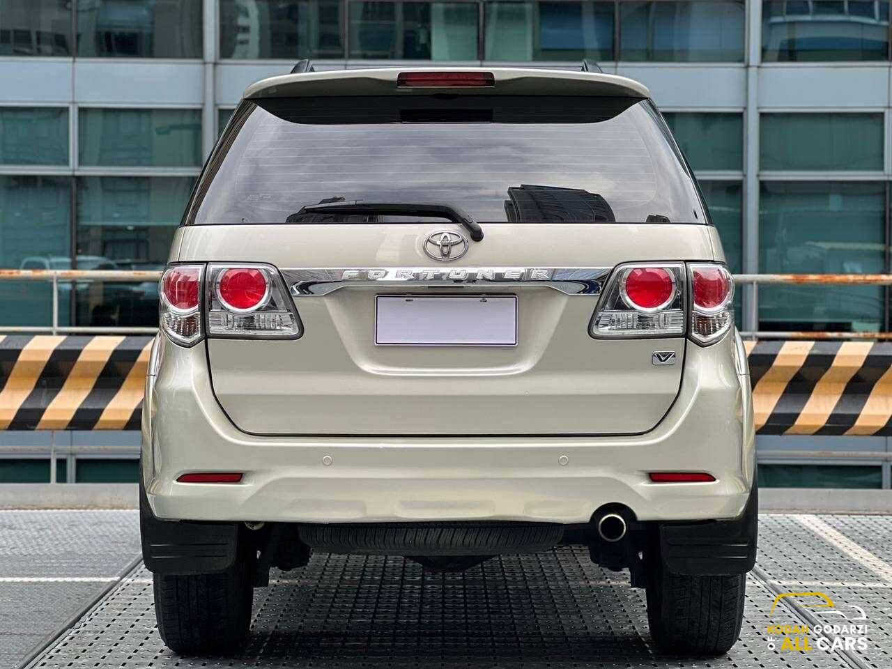 2014 Toyota Fortuner V 4x2, Automatic, Diesel