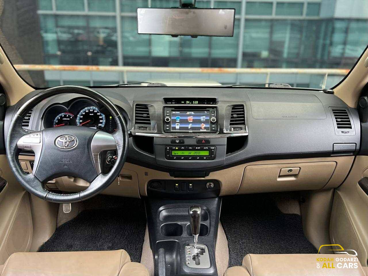 2014 Toyota Fortuner V 4x2, Automatic, Diesel