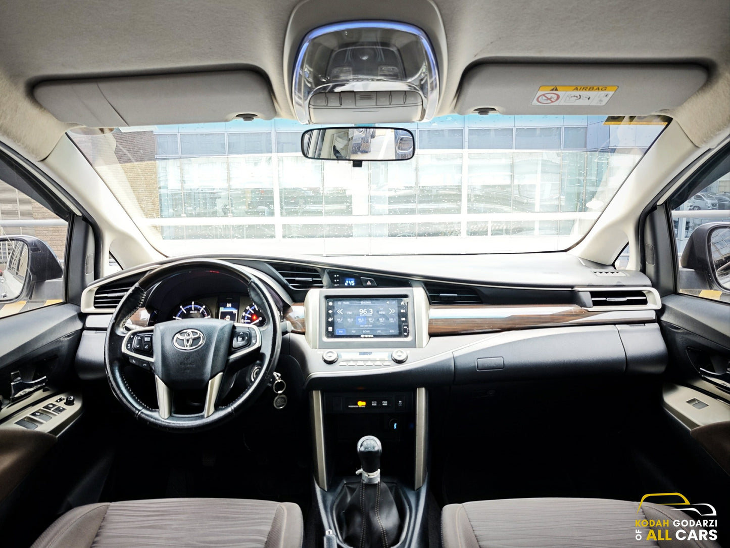 2022 Toyota Innova 2.8 G, Manual, Diesel