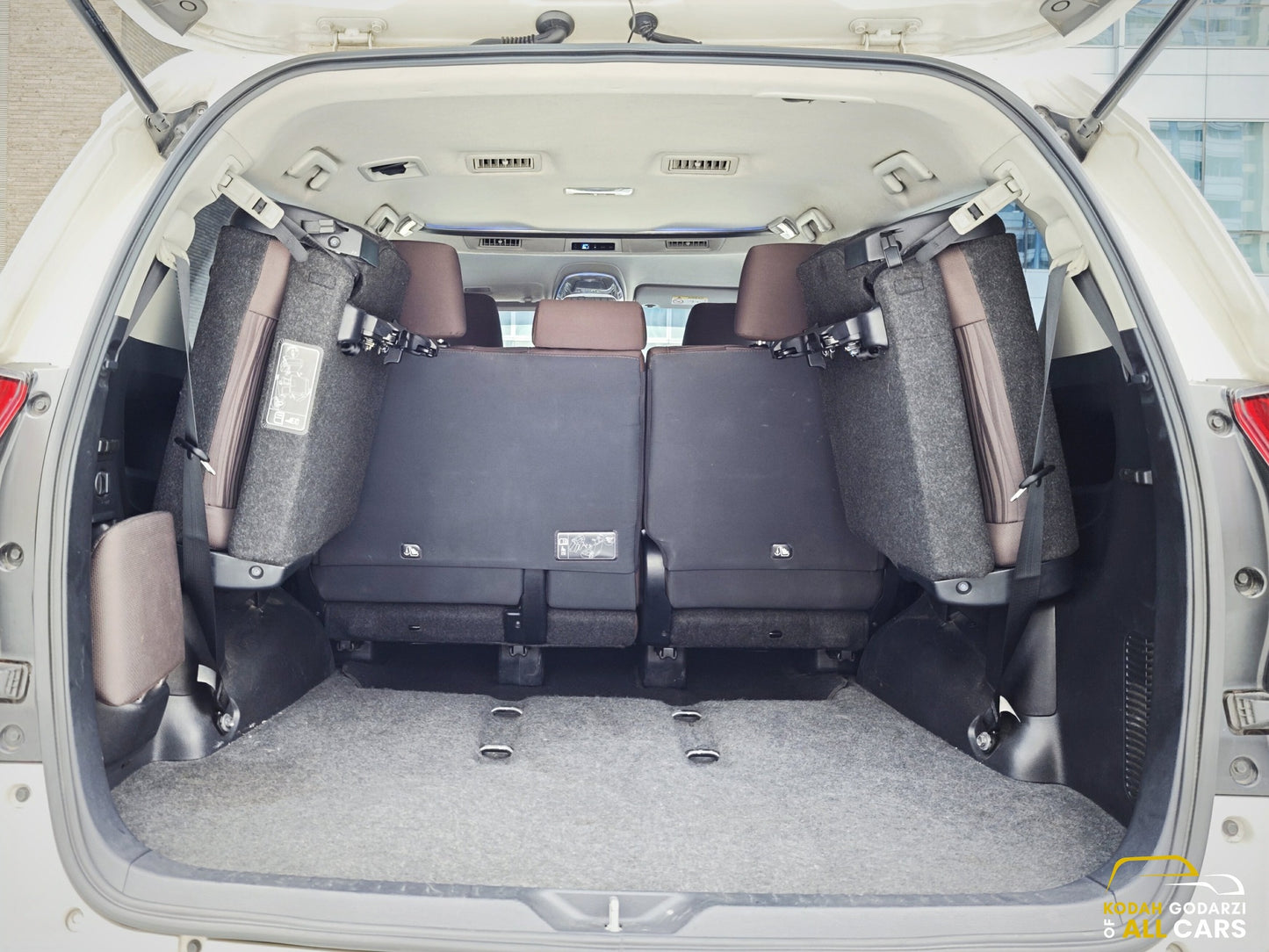 2022 Toyota Innova 2.8 G, Manual, Diesel