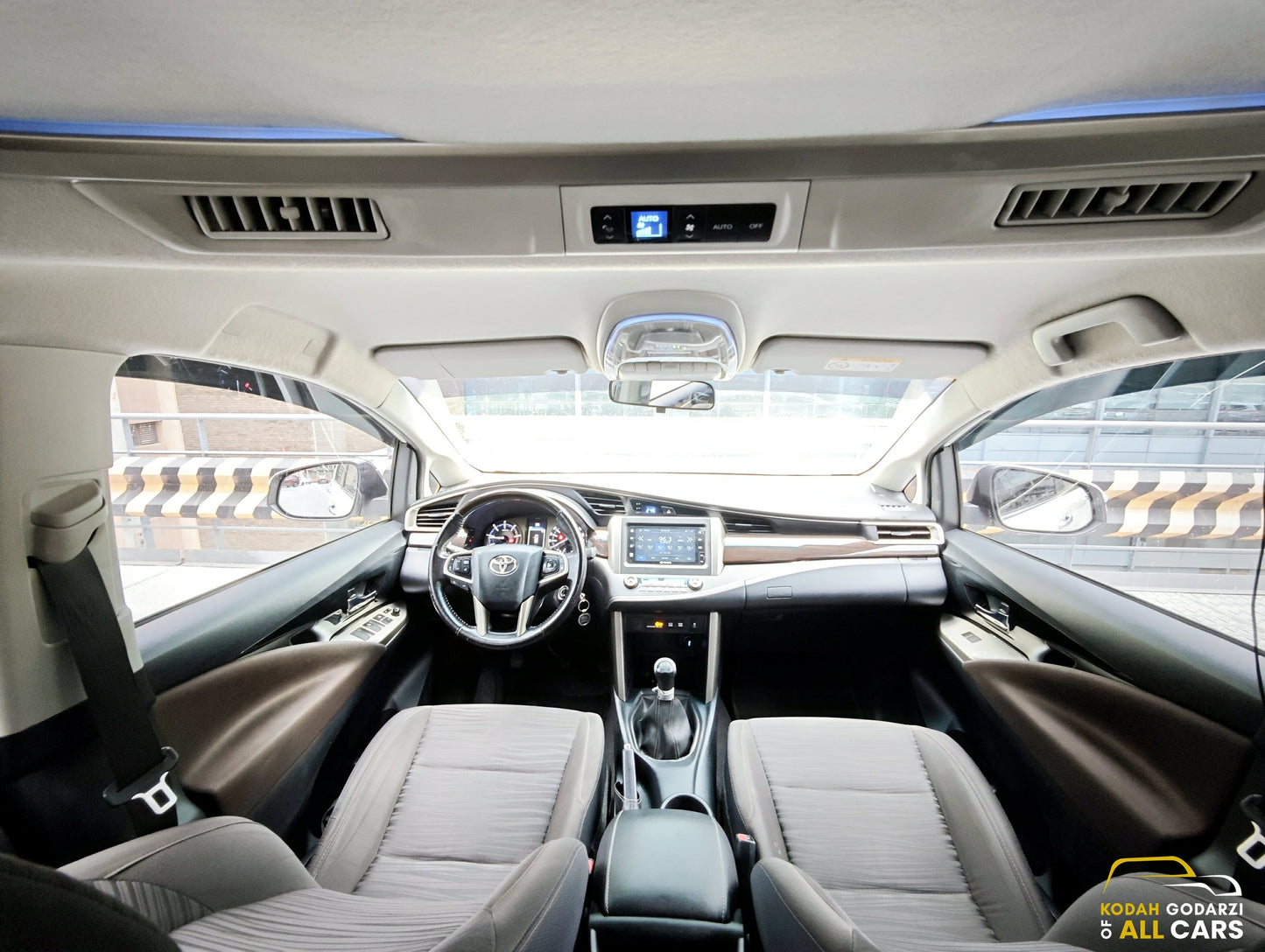 2022 Toyota Innova 2.8 G, Manual, Diesel