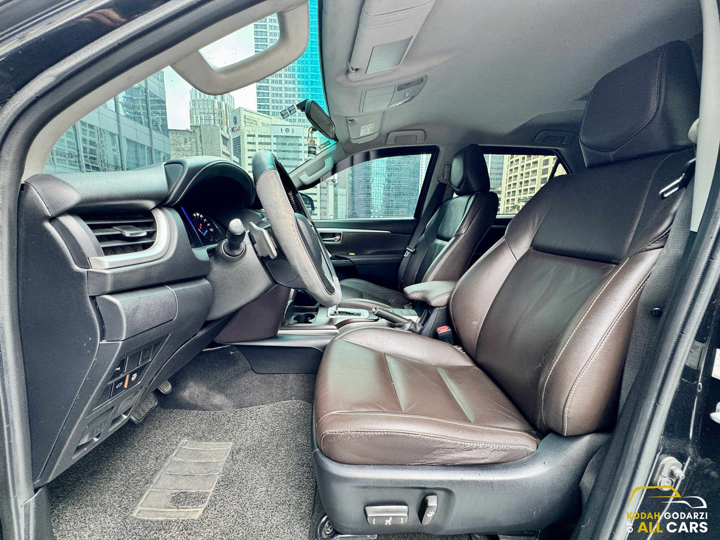 2017 Toyota Fortuner V 4x2 2.4, Automatic, Diesel
