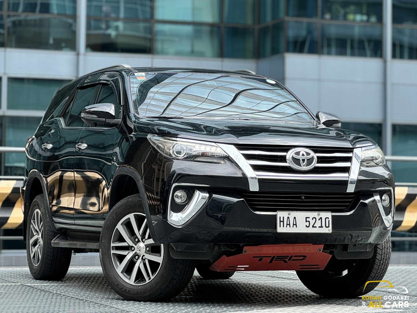 2017 Toyota Fortuner V 4x2 2.4, Automatic, Diesel