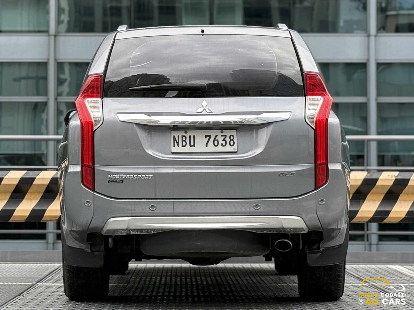 2017 Mitsubishi Montero 2.5 GLS Sport, Automatic, Diesel