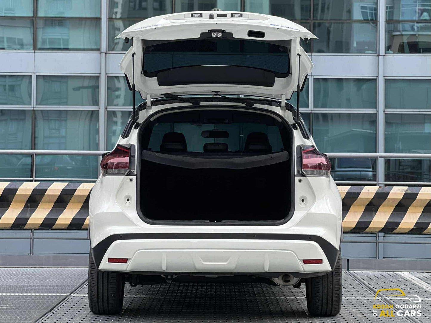 2023 Nissan Kicks VL E-power, Automatic, Gas
