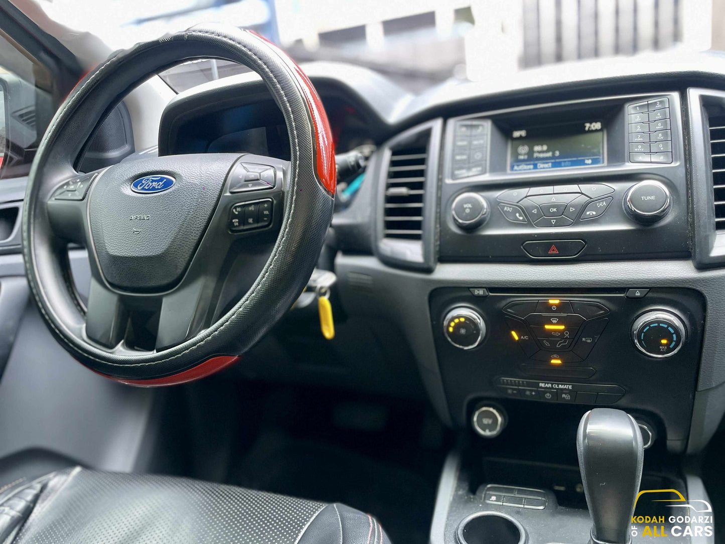 2016 Ford Everest 2.2 Ambiente 4x2, Automatic, Diesel