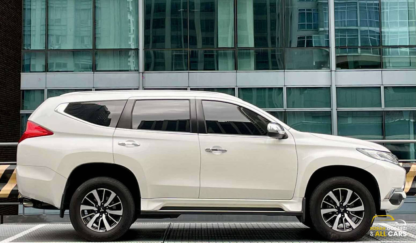2017 Mitsubishi Montero GLS Premium 4x2, Automatic, Diesel