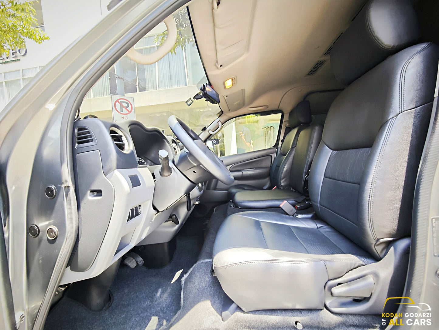 2018 Nissan Urvan NV350 2.5 Premium, Automatic, Diesel