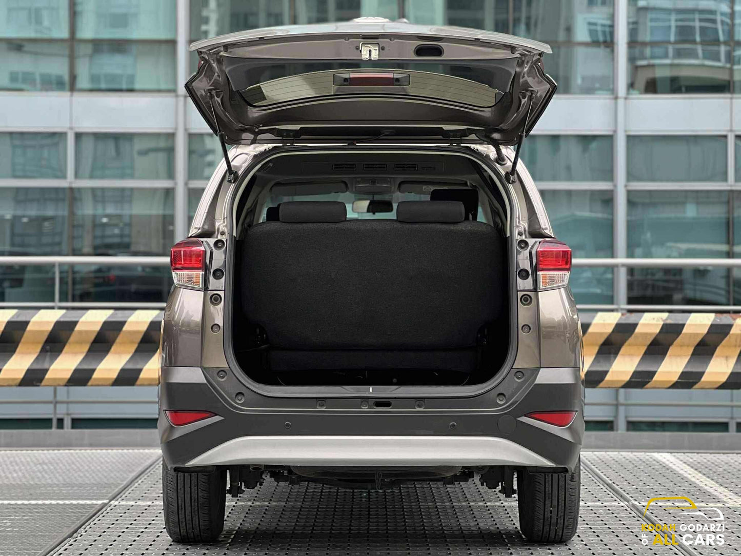 2018 Toyota Rush 1.5 E, Automatic, Gas