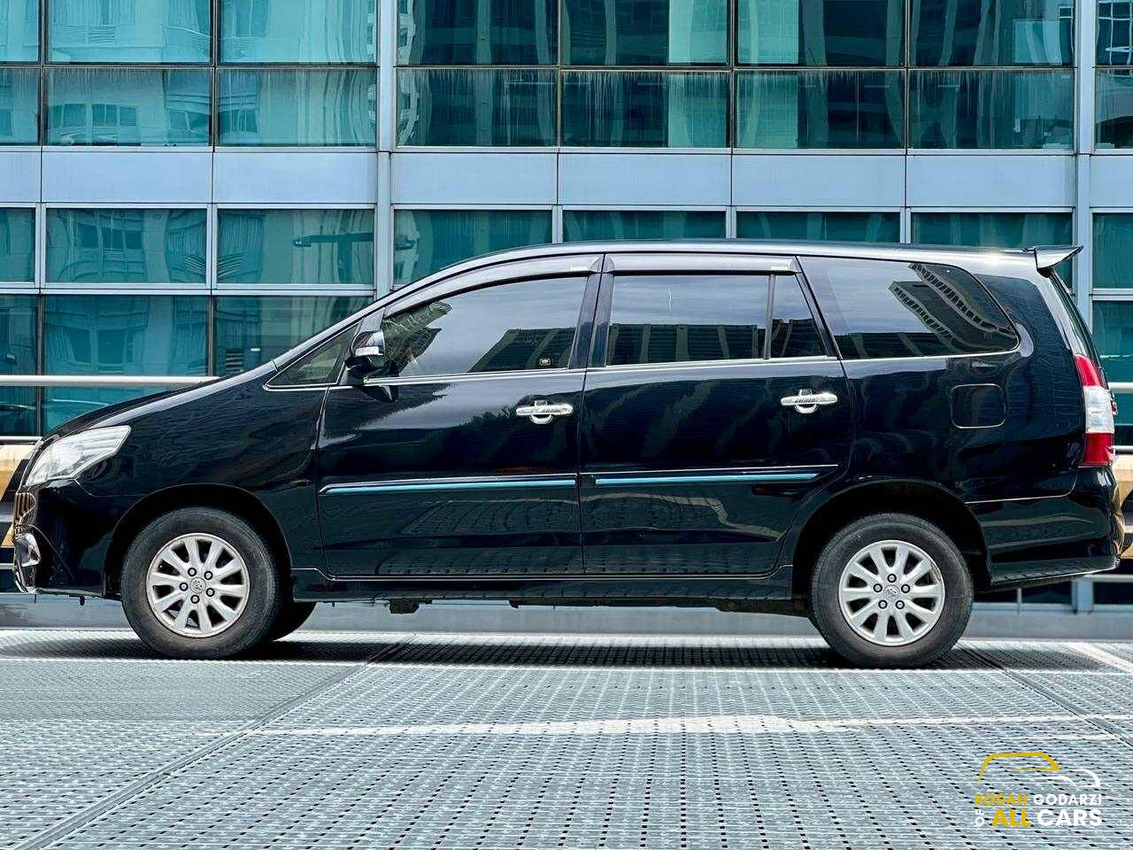 2016 Toyota Innova 2.0 V, Automatic, Gas