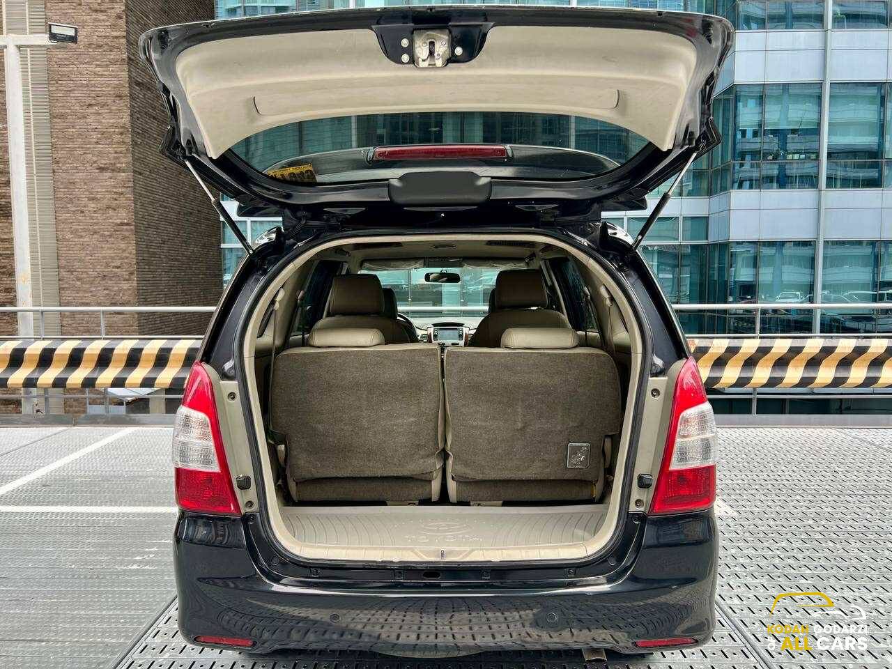 2016 Toyota Innova 2.0 V, Automatic, Gas