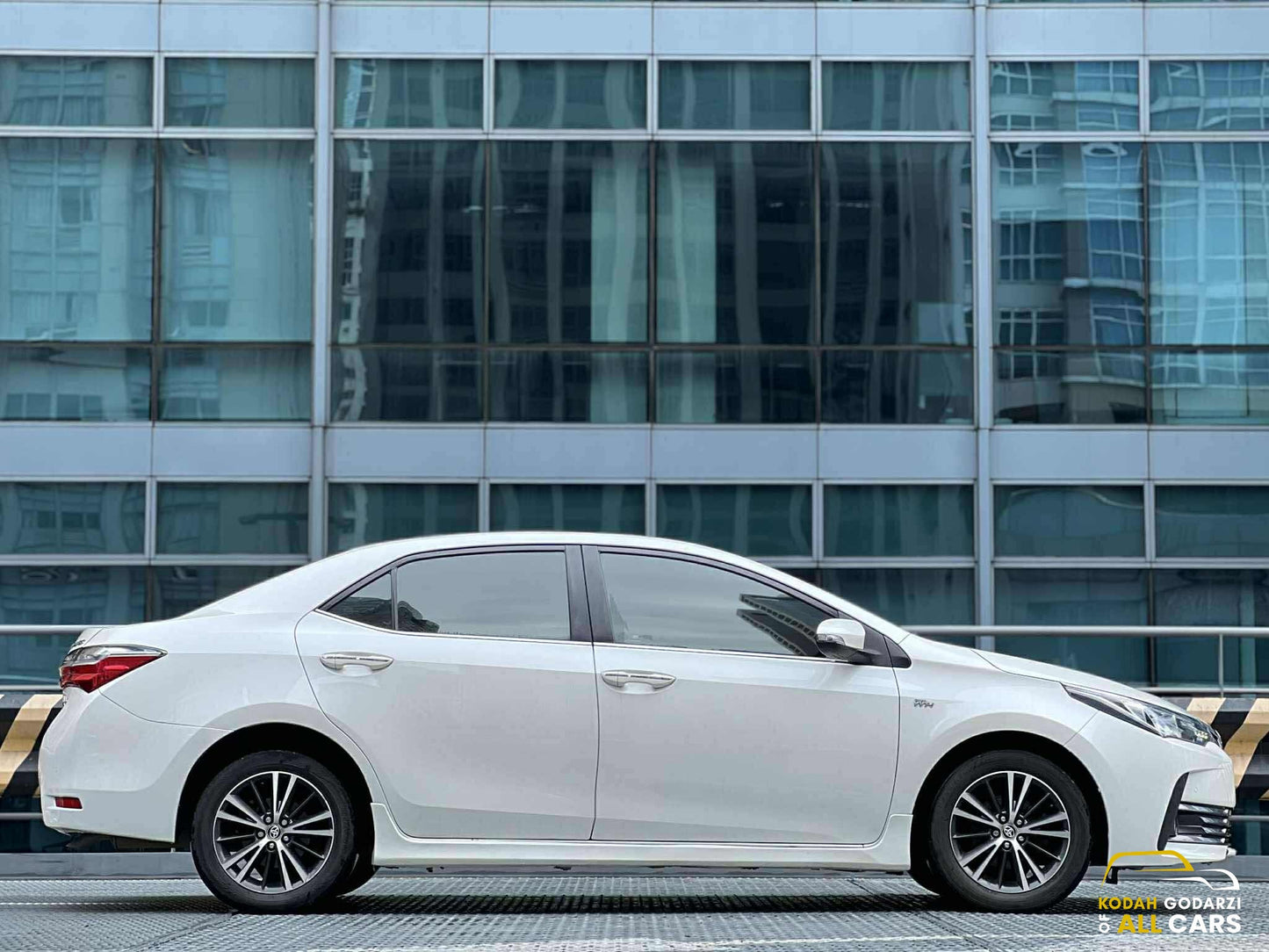 2017 Toyota Altis 1.6 V, Automatic, Gas