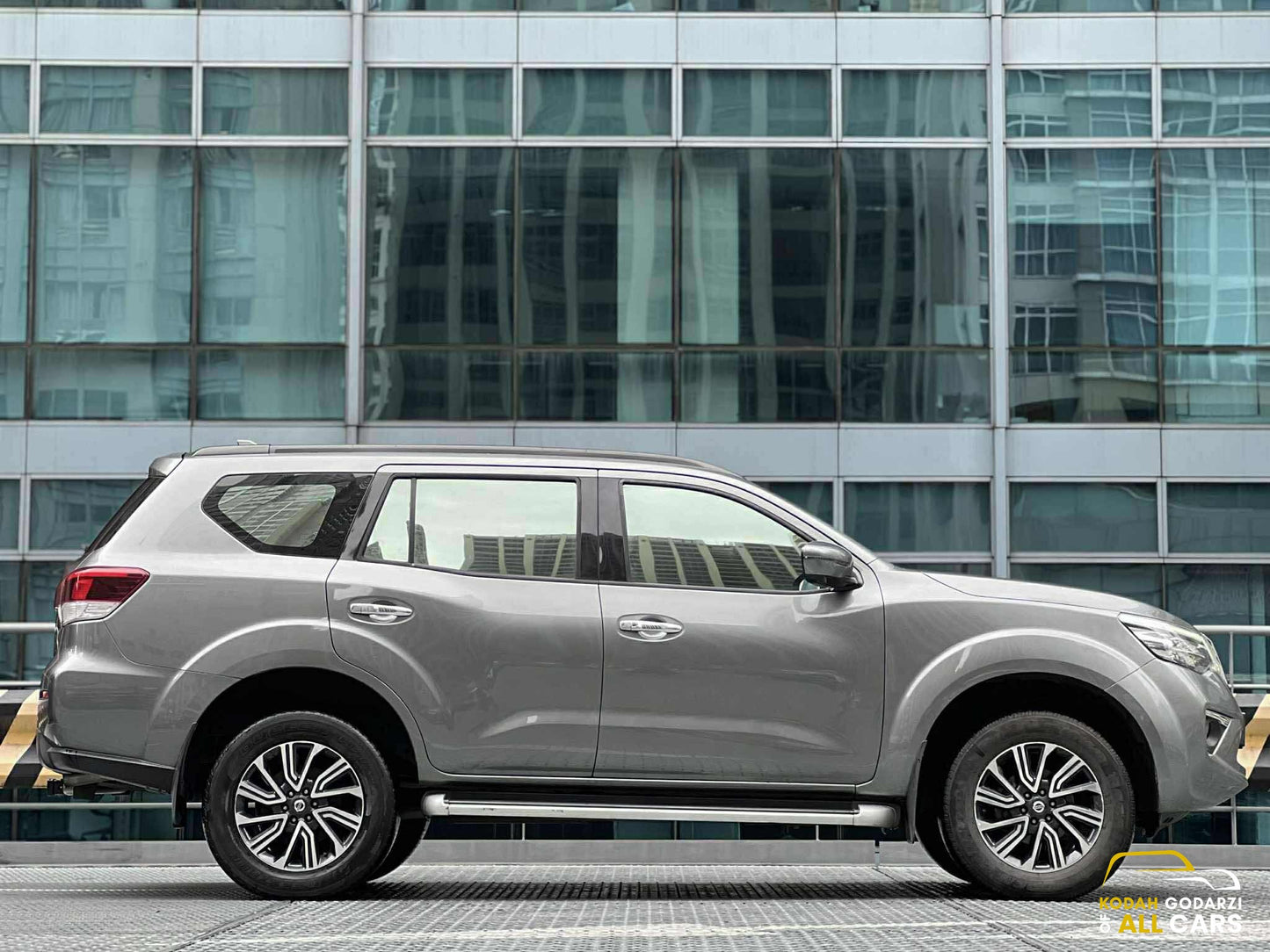 2019 Nissan Terra VL 4x2 2.5, Automatic, Diesel