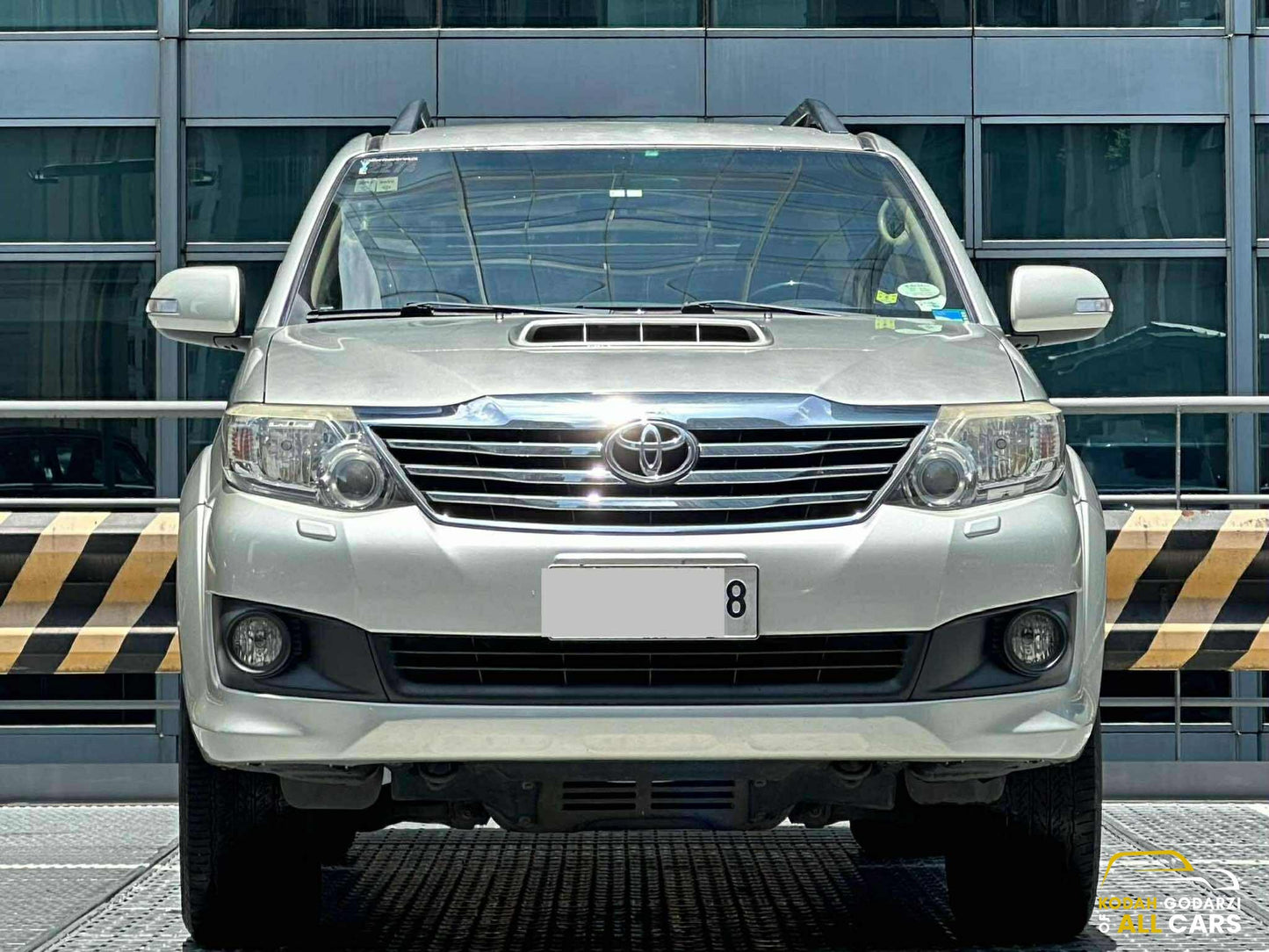 2014 Toyota Fortuner V 4x2, Automatic, Diesel