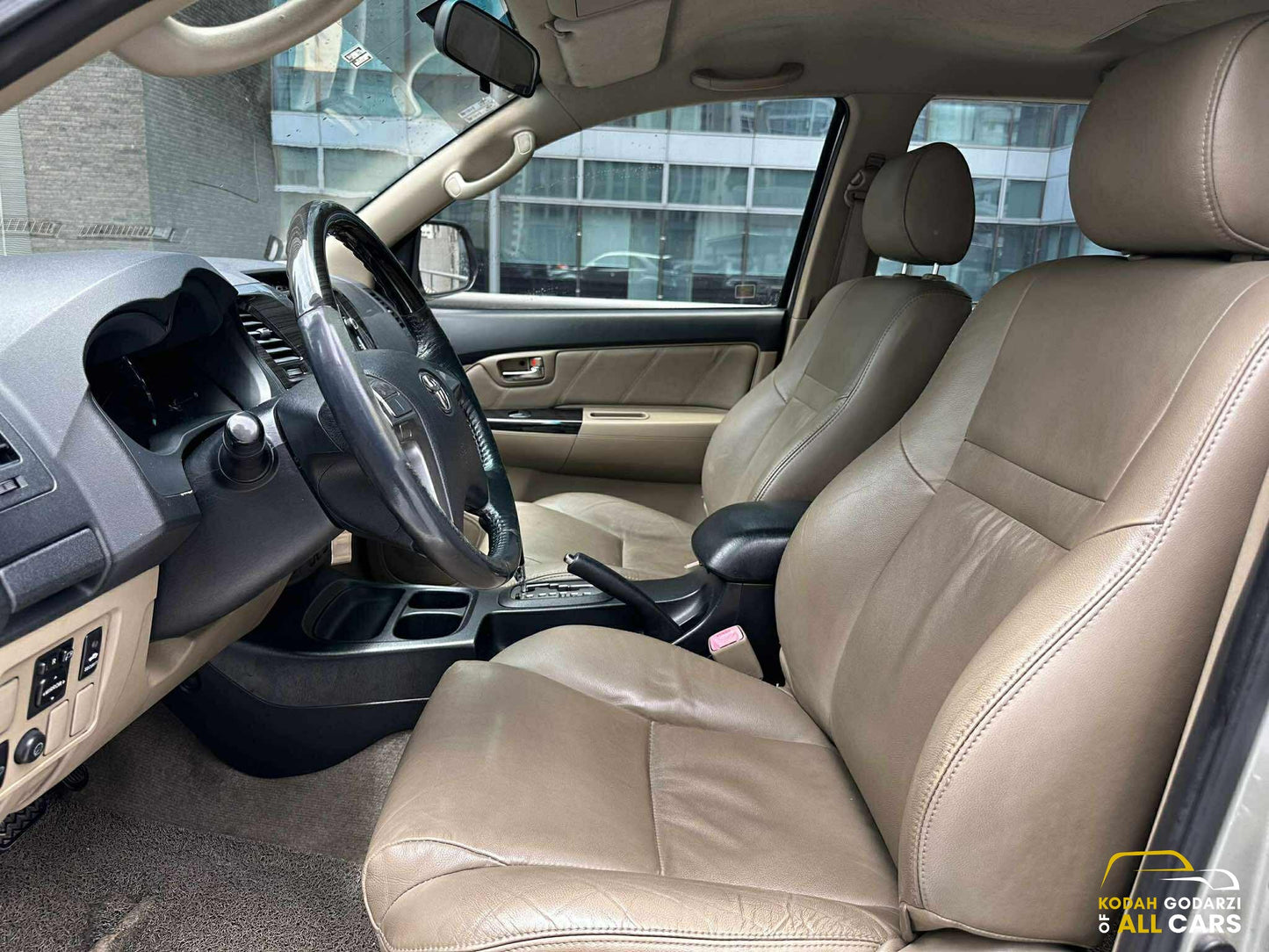 2014 Toyota Fortuner V 4x2, Automatic, Diesel