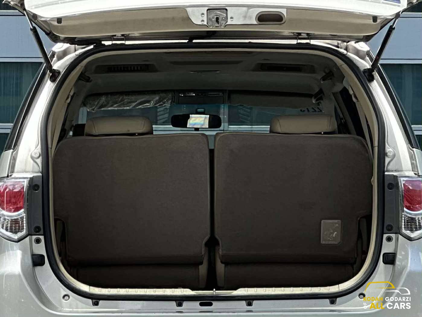 2014 Toyota Fortuner V 4x2, Automatic, Diesel