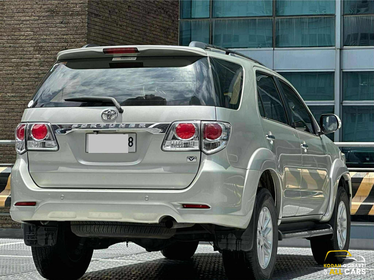 2014 Toyota Fortuner V 4x2, Automatic, Diesel
