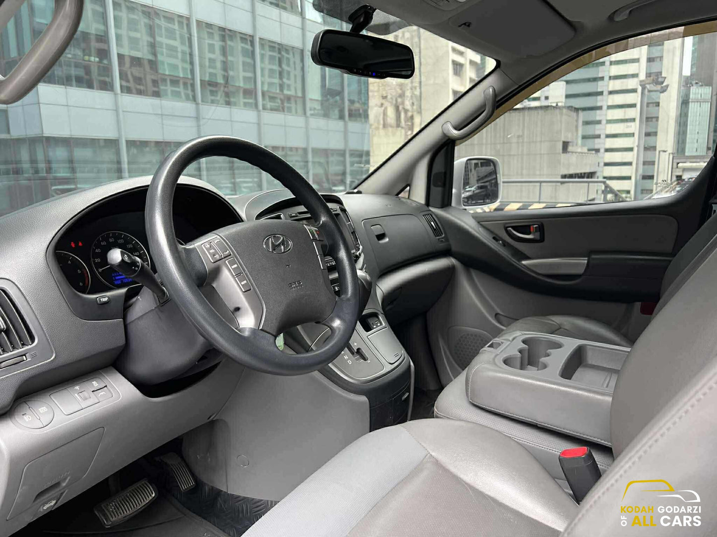 2017 Hyundai Grand Starex 2.5 Modern, Automatic, Diesel