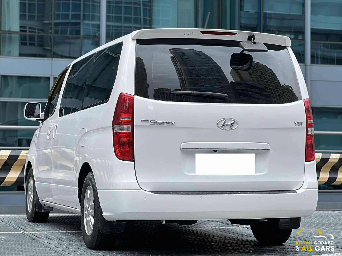 2017 Hyundai Grand Starex 2.5 Modern, Automatic, Diesel
