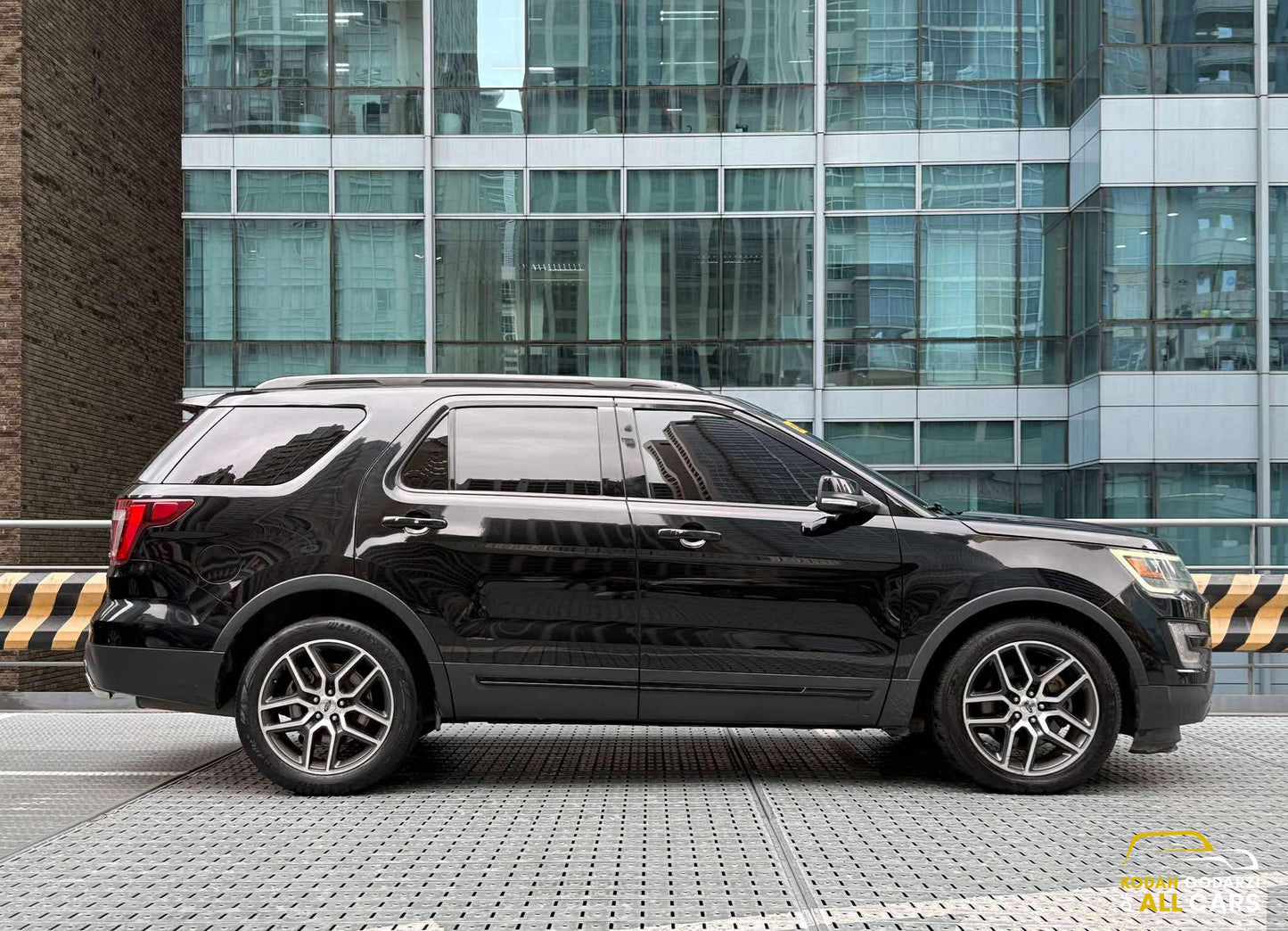 2016 Ford Explorer 3.5 Sport V6 Ecoboost 4x4, Automatic, Gas