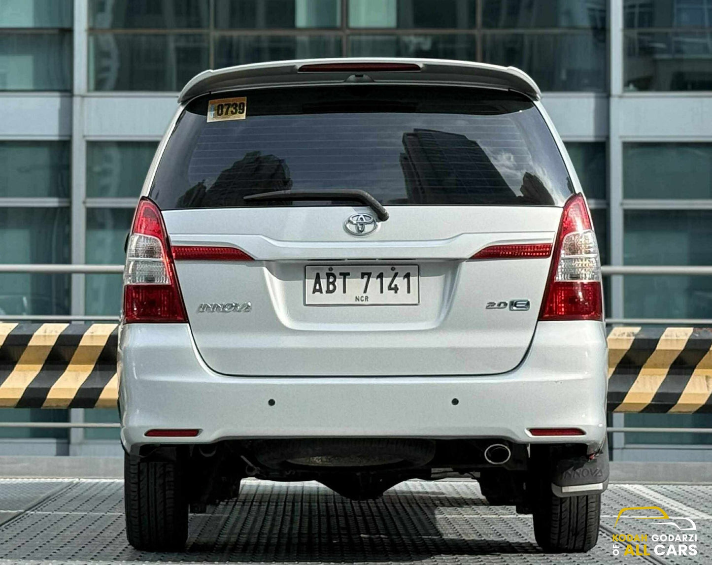 2016 Toyota Innova 2.0 E, Automatic, Gas