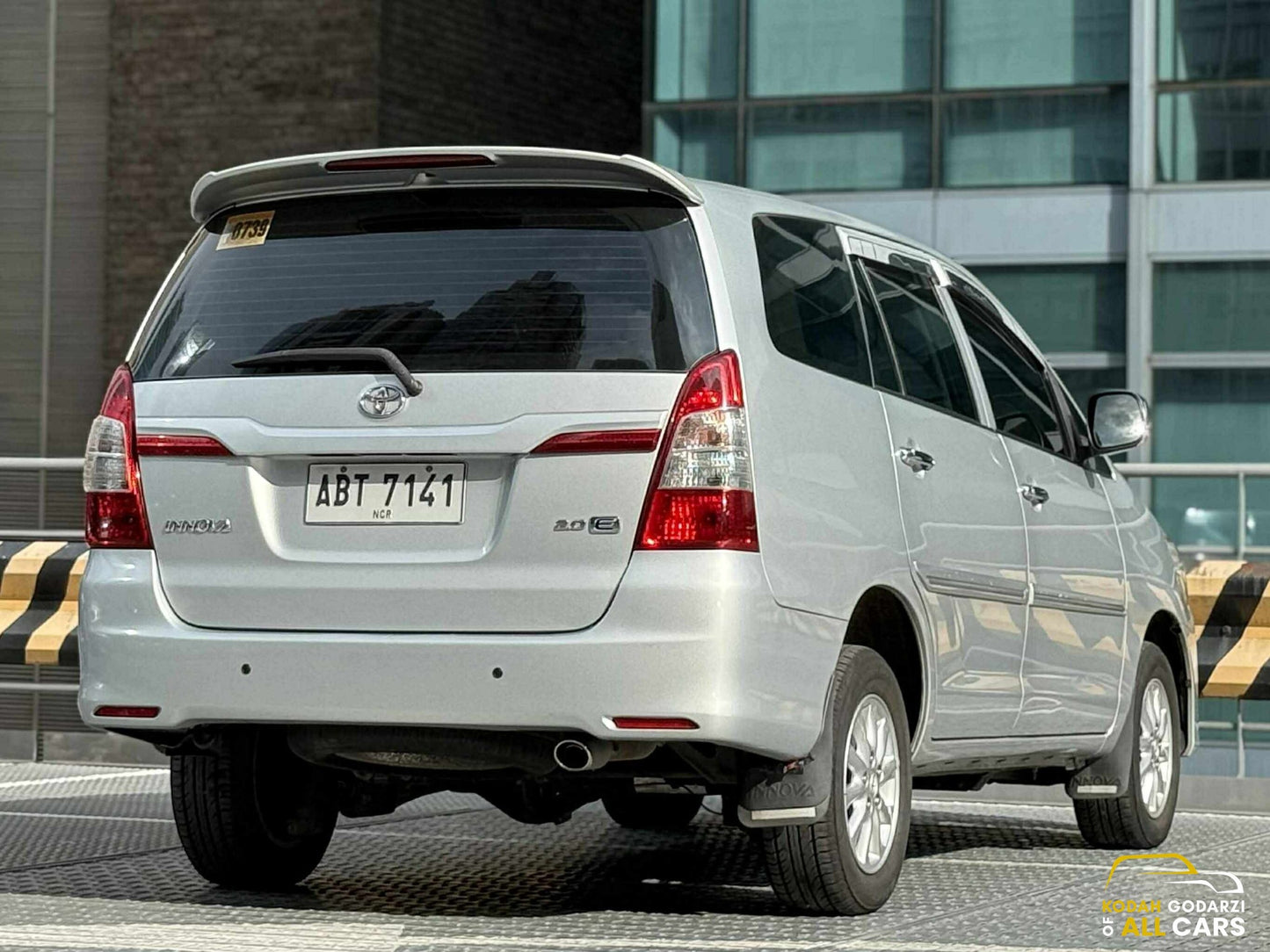 2016 Toyota Innova 2.0 E, Automatic, Gas