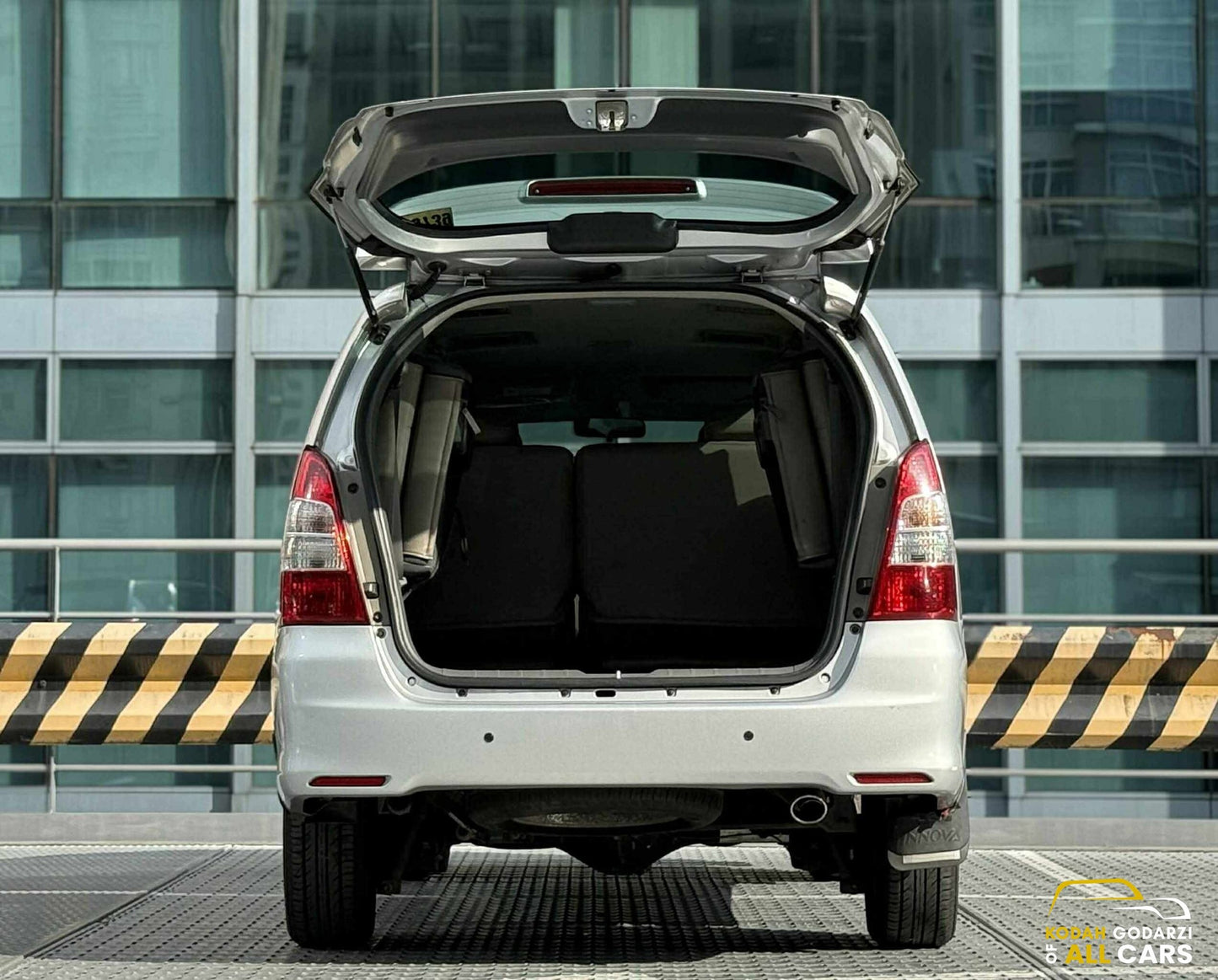 2016 Toyota Innova 2.0 E, Automatic, Gas