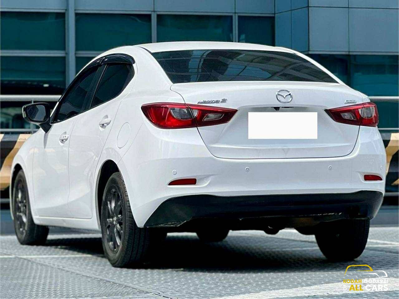 2017 Mazda 2 1.5 Sedan, Automatic, Gas