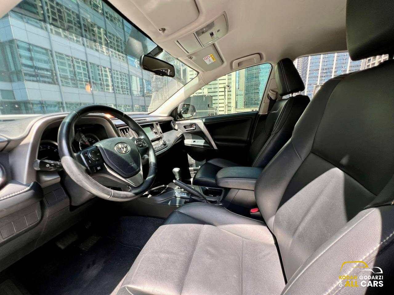 2018 Toyota Rav4 2.5 Premium, Automatic, Gas