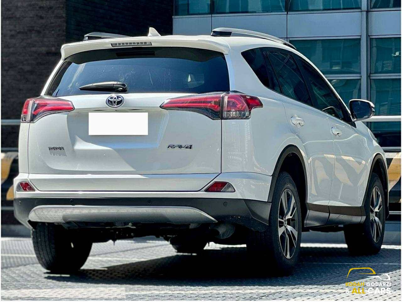2018 Toyota Rav4 2.5 Premium, Automatic, Gas